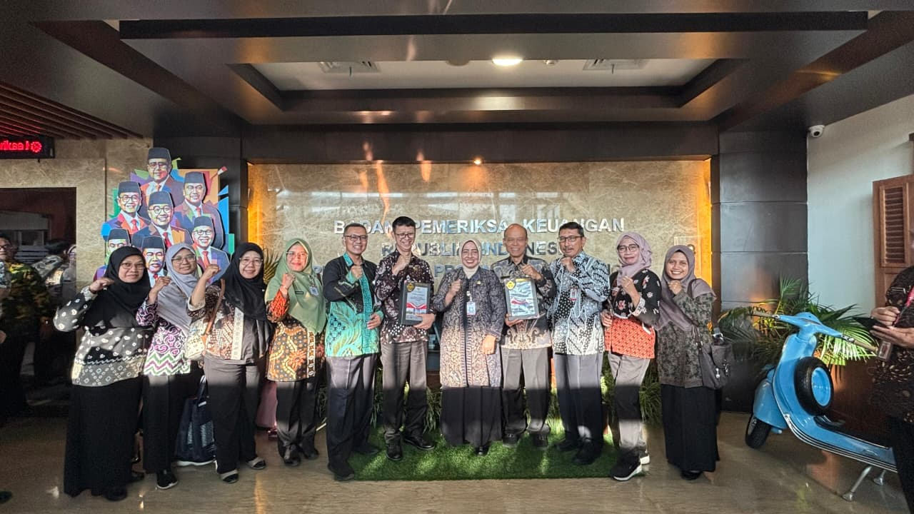 BPKPAD Kabupaten Purworejo Hadiri Penyerahan LHP BPK, Pemkab Purworejo Raih Opini WTP ke-14