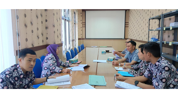 Tingkatkan Akuntabilitas, BPKPAD Purworejo dan Bank Jateng Verifikasi Berkas KKI